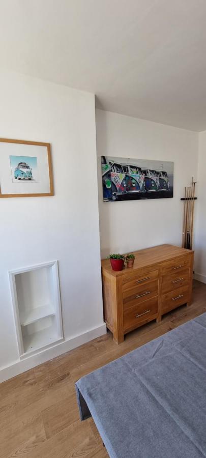 Hidden Gem Near The Beach With Pool Table New Quay Eksteriør billede